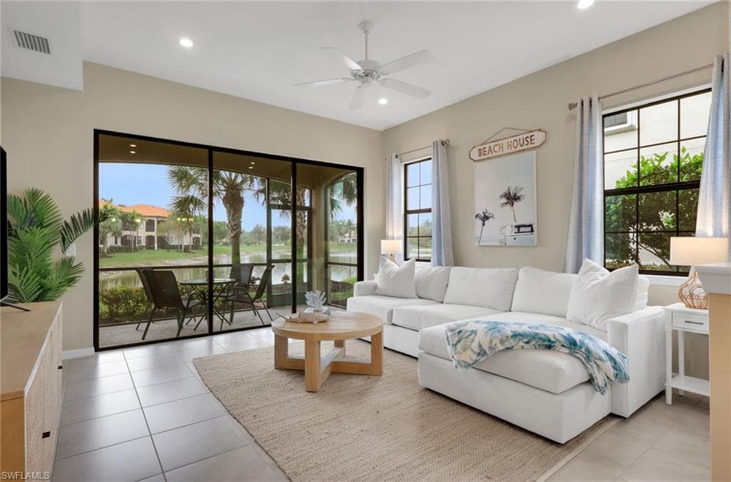 26141 Palace LN 102 BONITA SPRINGS, FL 34135