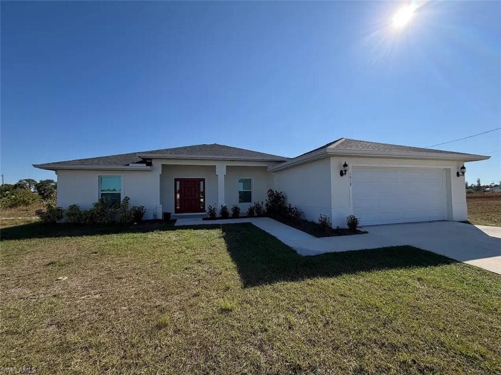 1018 Vogiantzis PKWY CAPE CORAL, FL 33909
