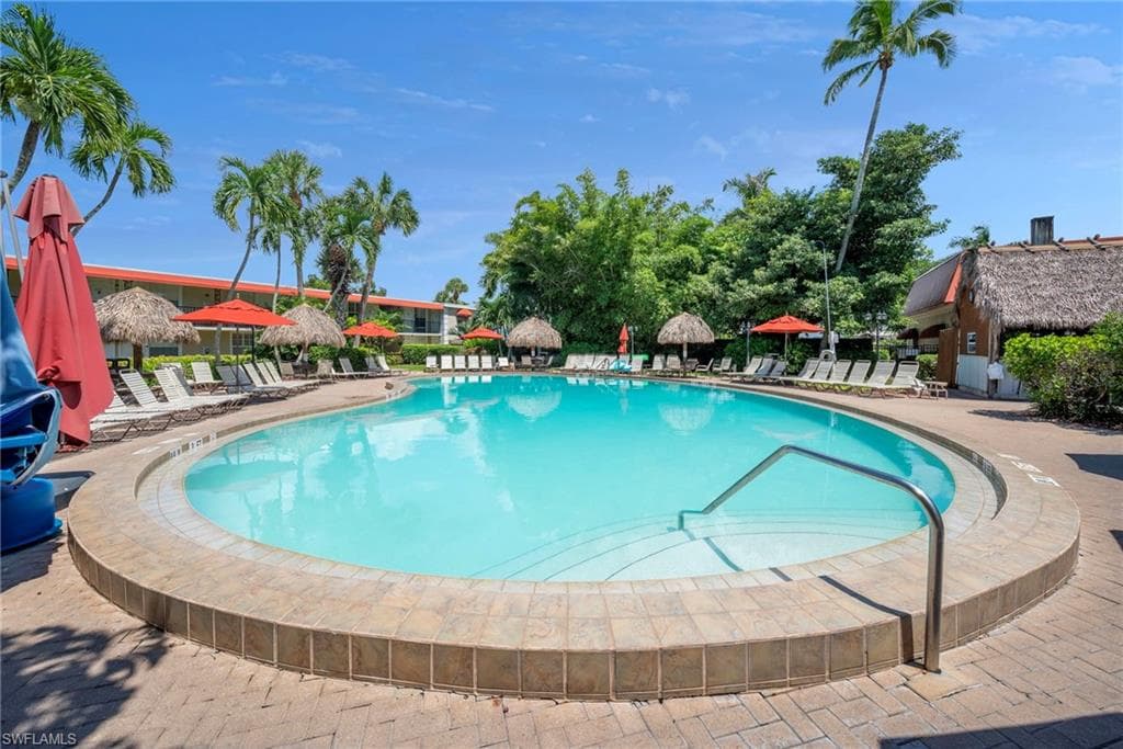 2555 Tamiami TRL N 156 NAPLES, FL 34103