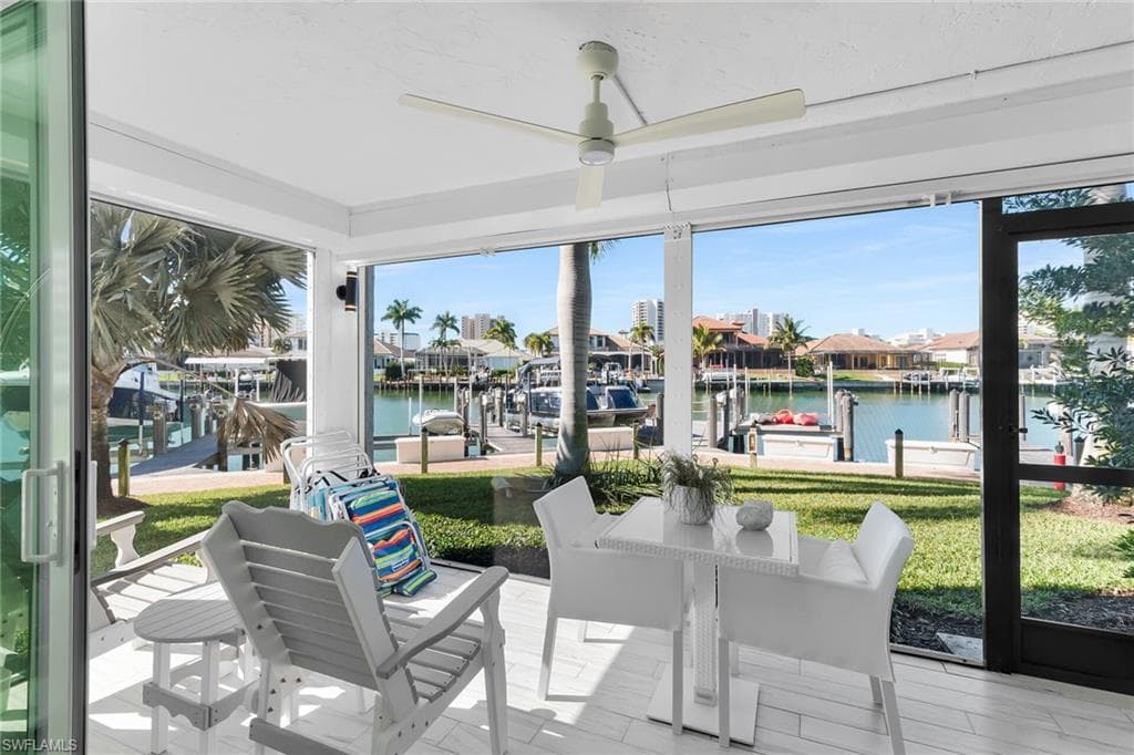 880 Huron CT 101 MARCO ISLAND, FL 34145