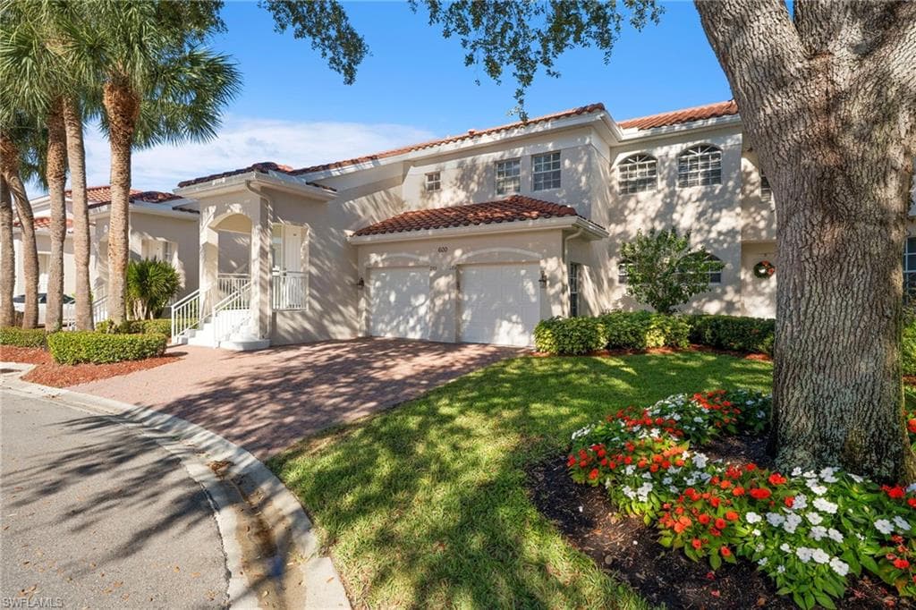 600 L Ambiance CIR 203 NAPLES, FL 34108