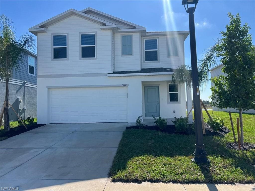 19550 Fairhill CT LEHIGH ACRES, FL 33974