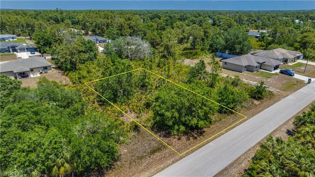 3216 44th ST W LEHIGH ACRES, FL 33971