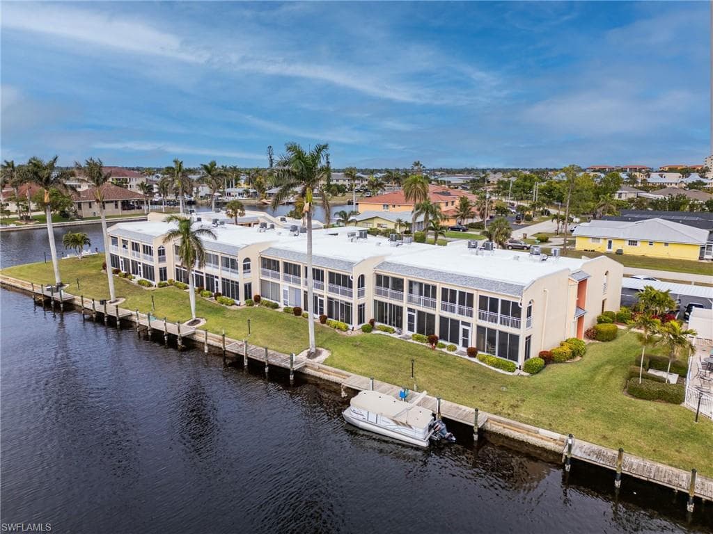 1912 SE 43rd ST 210 CAPE CORAL, FL 33904