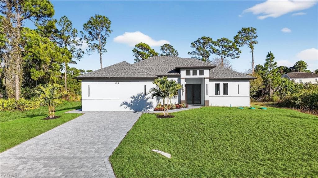 225 Lomax AVE S LEHIGH ACRES, FL 33974