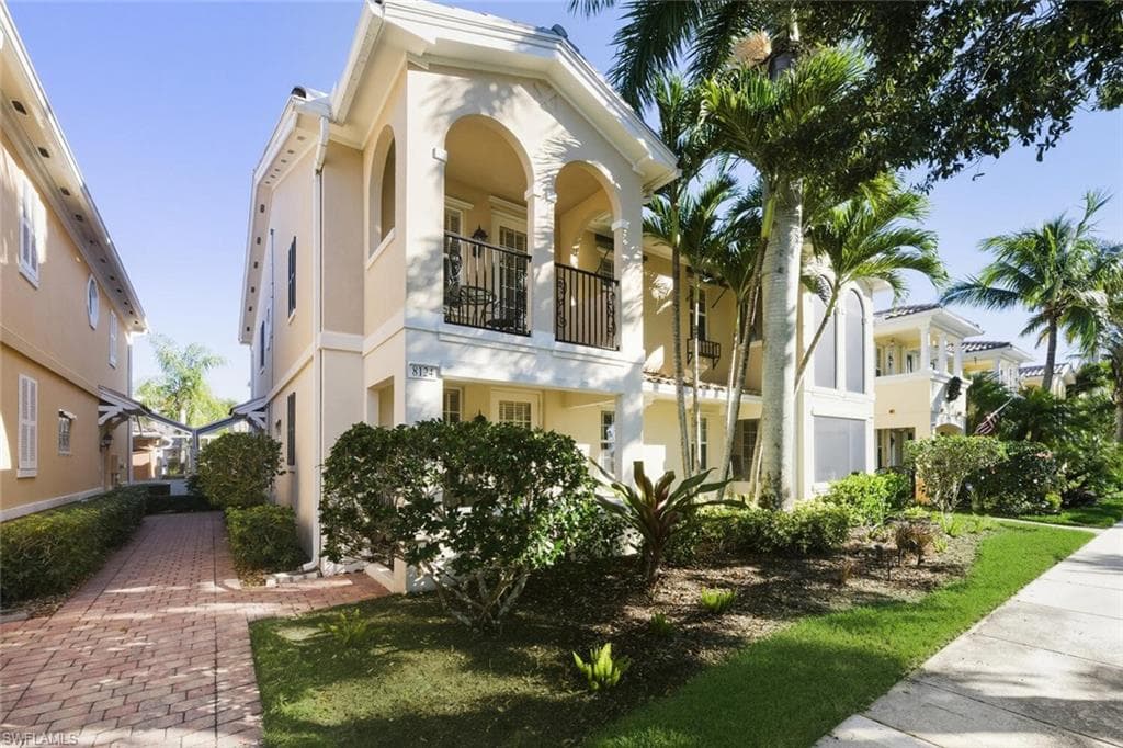 8124 Josefa WAY NAPLES, FL 34114