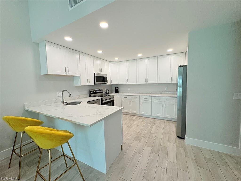 6342 Royal Woods DR FORT MYERS, FL 33908