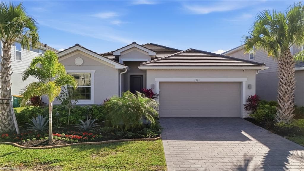 2662 Scarlet WAY NAPLES, FL 34120