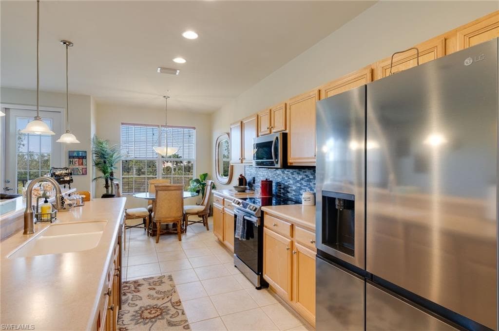 11751 Pasetto LN 303 FORT MYERS, FL 33908