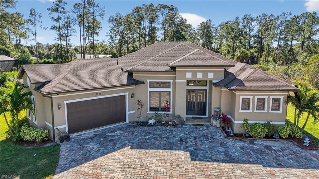 1912 Jung BLVD E NAPLES, FL 34120