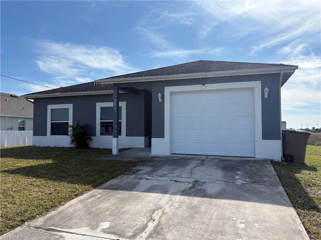 3019 26th ST SW LEHIGH ACRES, FL 33976