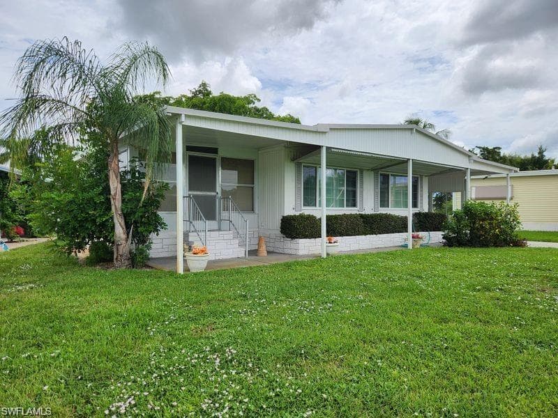 26256 Duchess LN BONITA SPRINGS, FL 34135