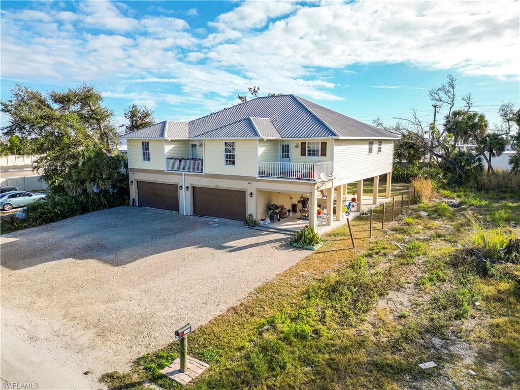 842 South ST FORT MYERS BEACH, FL 33931