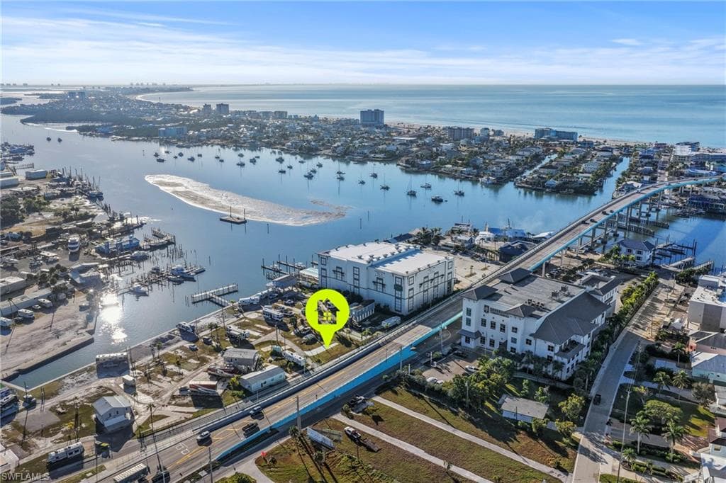 19281 #28 San Carlos BLVD FORT MYERS BEACH, FL 33931