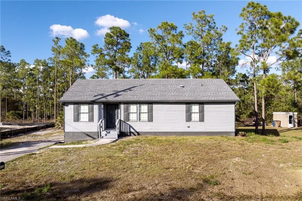 1505 E 15th ST LEHIGH ACRES, FL 33972