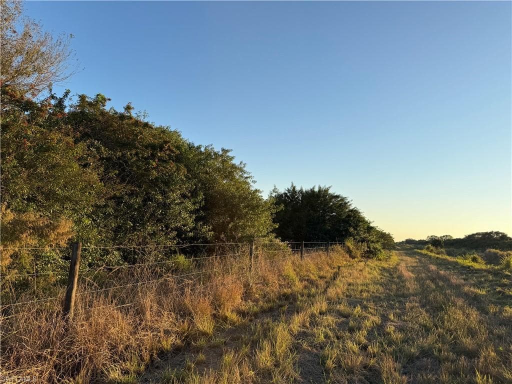 5801 4th RD LABELLE, FL 33935