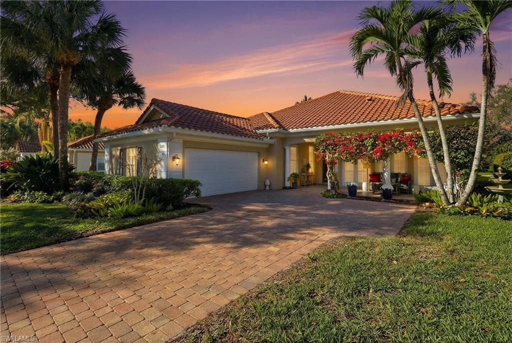 3109 Dominica WAY NAPLES, FL 34119