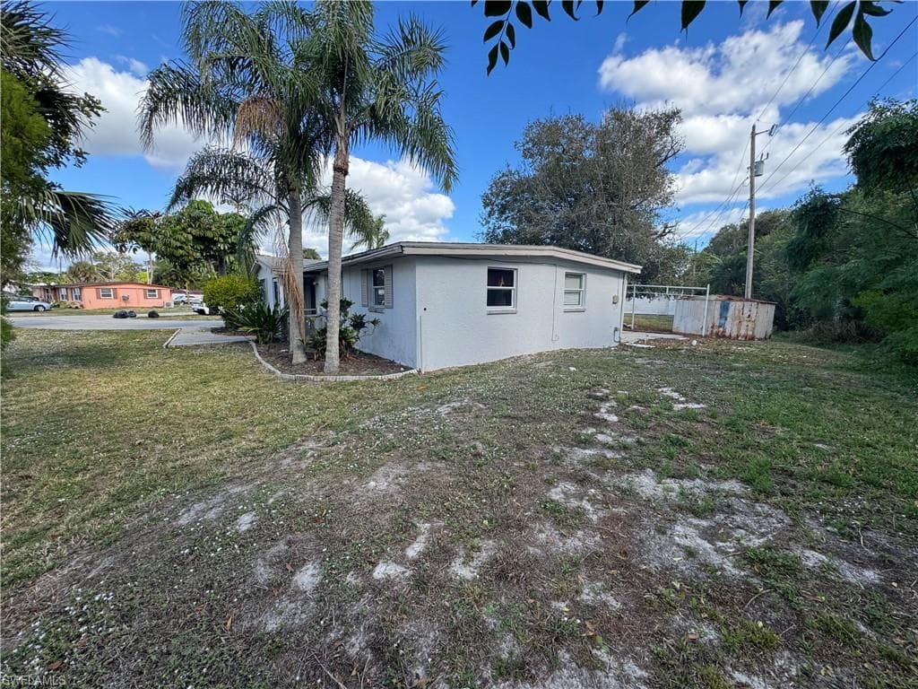 3724 Richard RD NORTH FORT MYERS, FL 33903