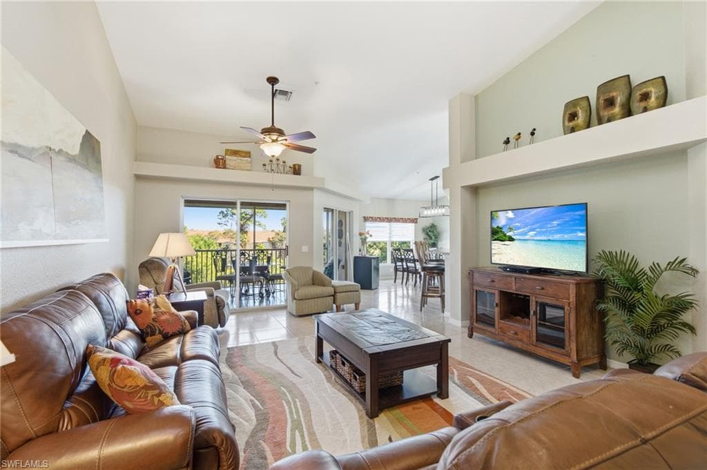 26630 Rosewood Pointe DR 305 BONITA SPRINGS, FL 34135