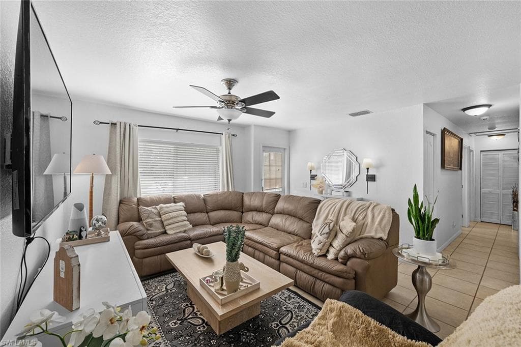 3245 43rd AVE NE NAPLES, FL 34120