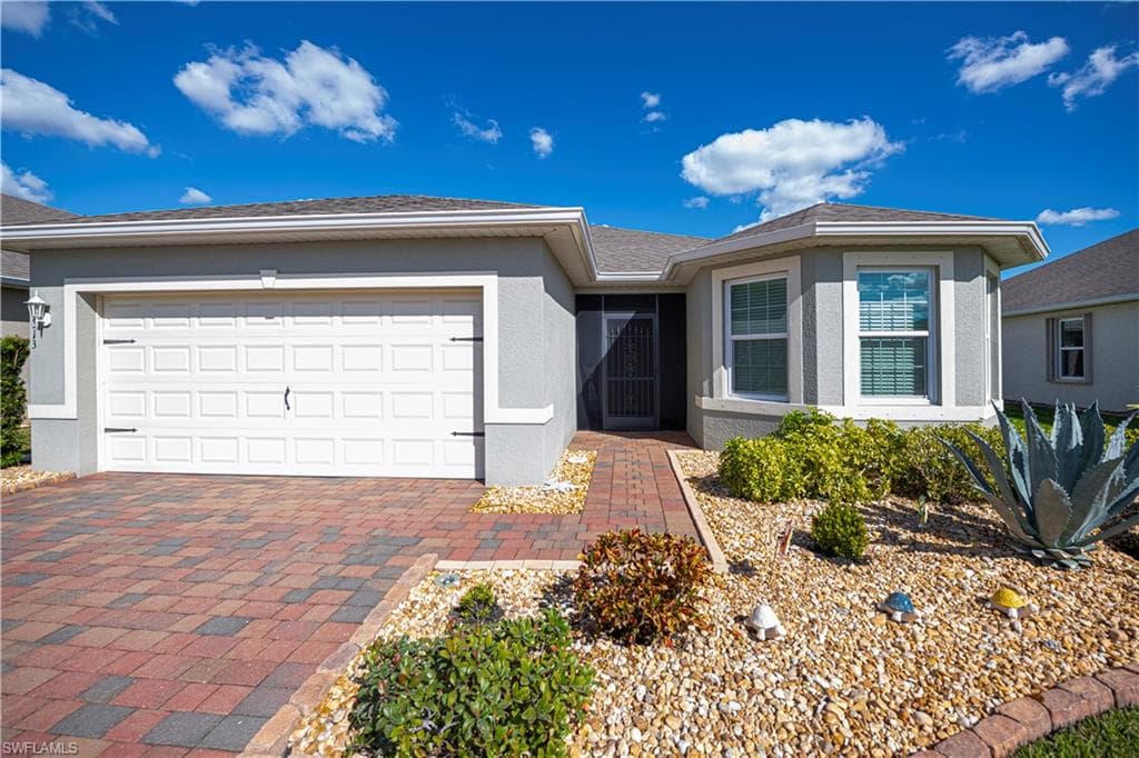 3313 Acapulco CIR CAPE CORAL, FL 33909