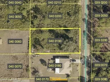1513 Clark AVE LEHIGH ACRES, FL 33972