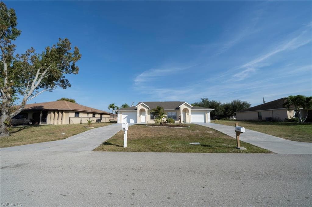 105-107 SE 23rd PL CAPE CORAL, FL 33990