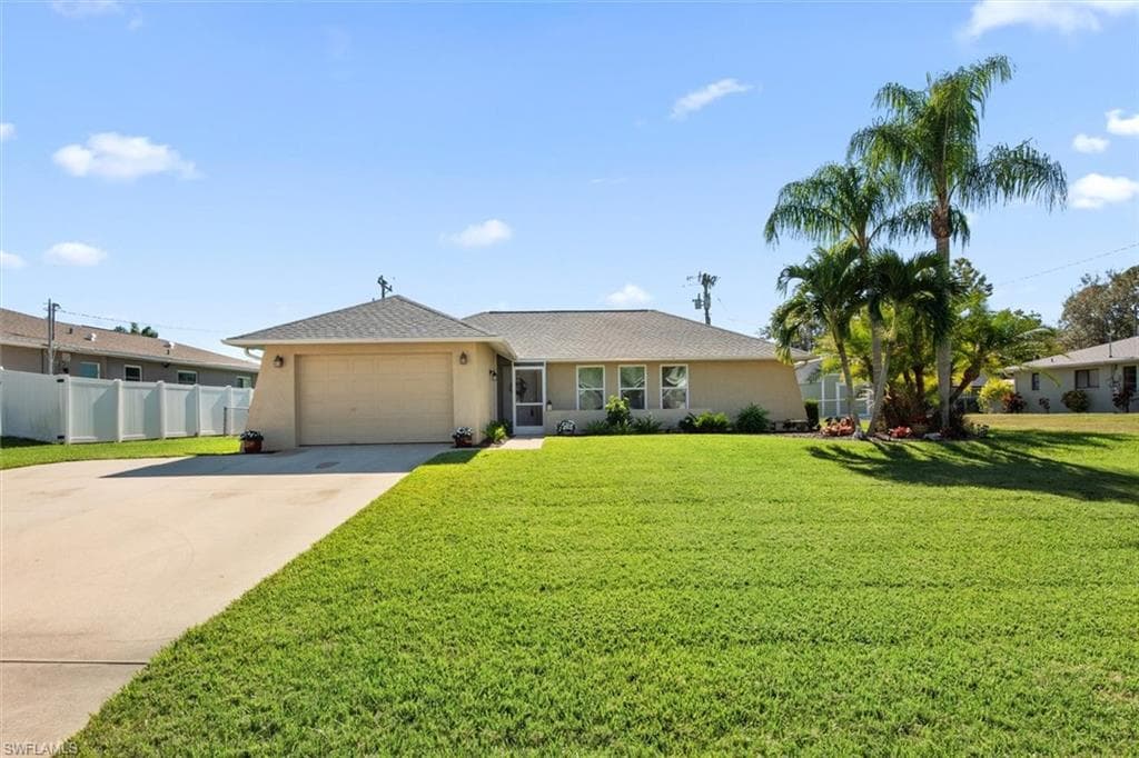 2124 NE 3rd TER CAPE CORAL, FL 33909