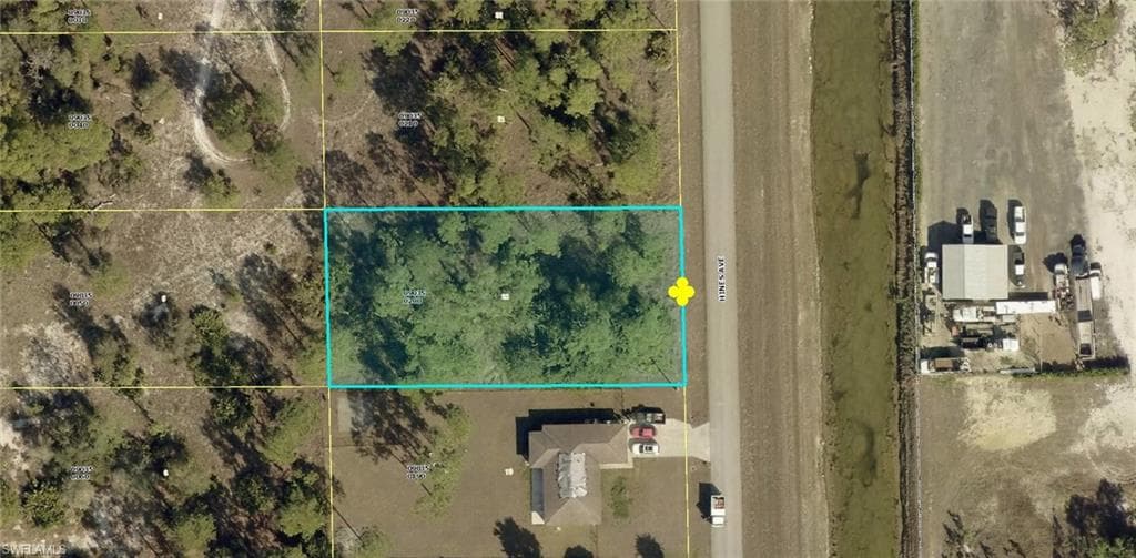 615 Hines AVE LEHIGH ACRES, FL 33972