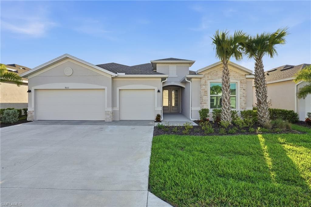 9311 Aqua Overlook CT LEHIGH ACRES, FL 33936