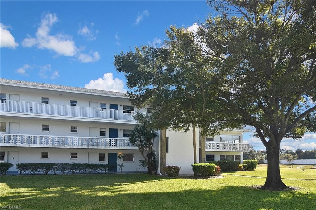 1411 Tropic TER NORTH FORT MYERS, FL 33903