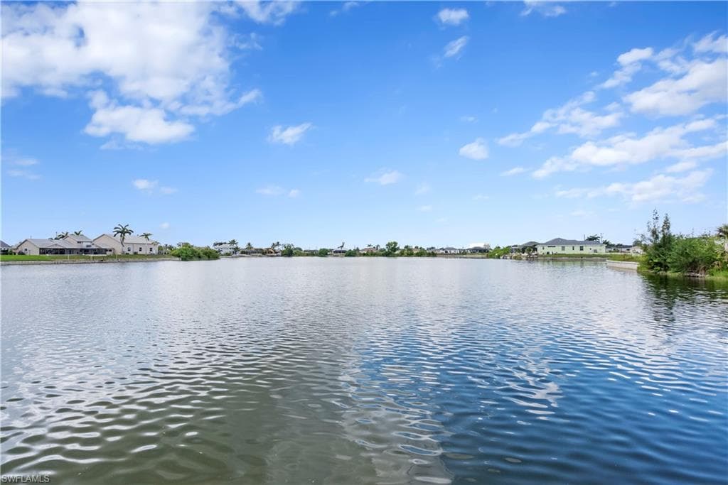 306 NE 19th ST CAPE CORAL, FL 33909