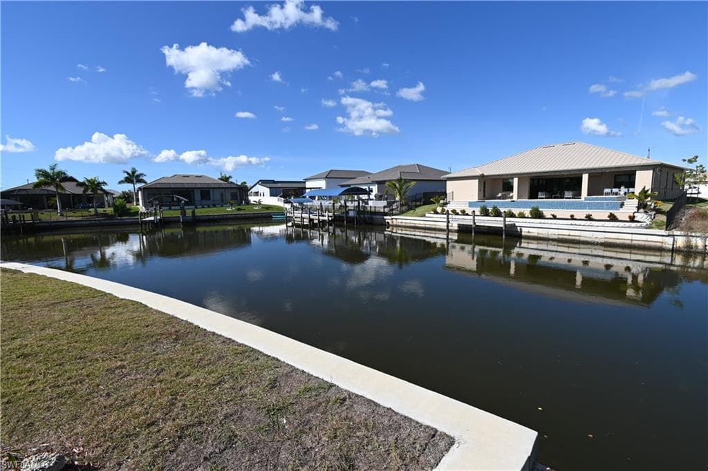 3213 NW 20th LN CAPE CORAL, FL 33993