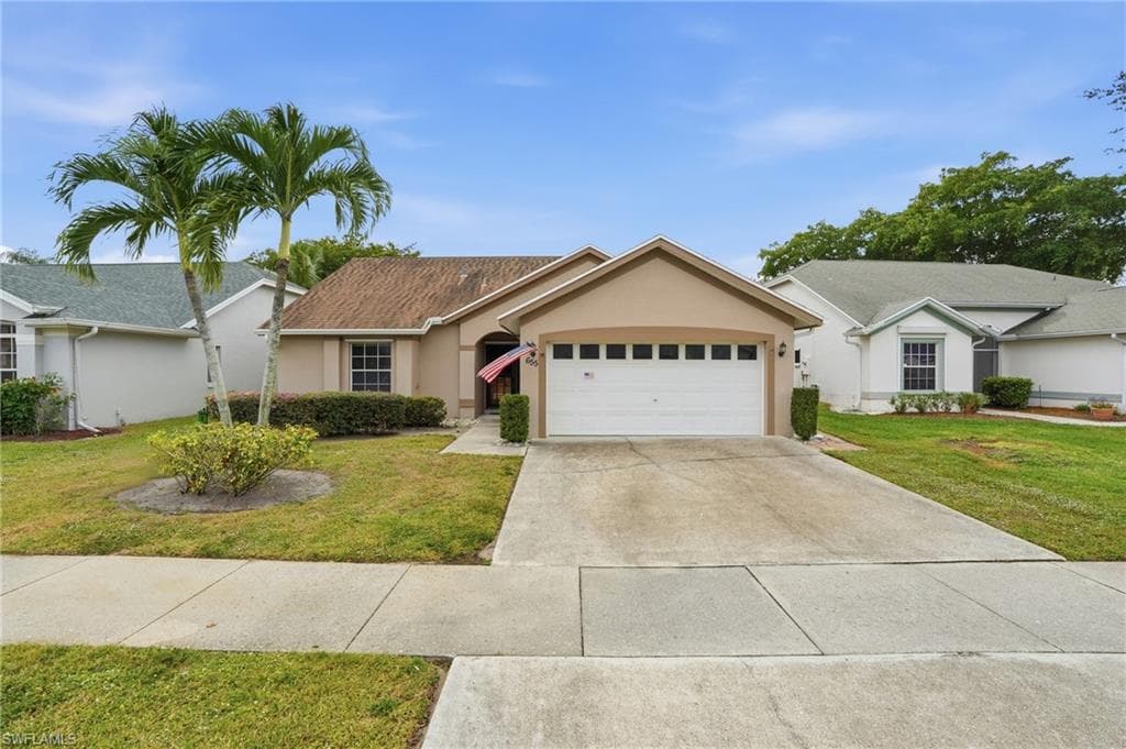 655 Lambton LN NAPLES, FL 34104