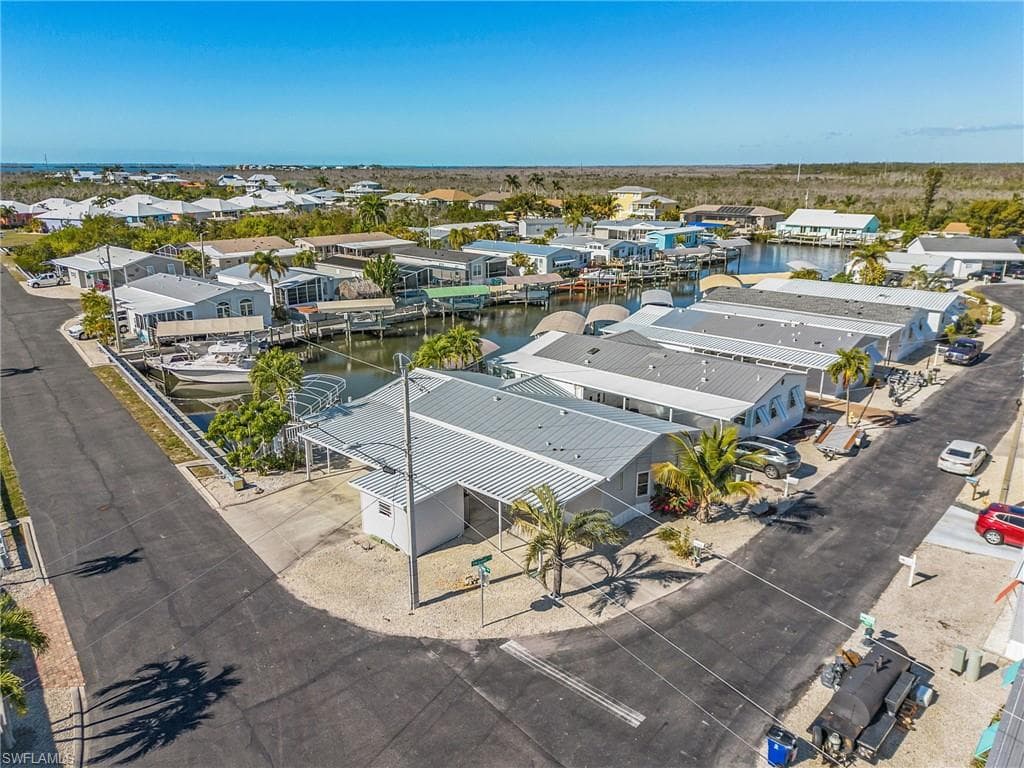 3065 Skipper LN ST. JAMES CITY, FL 33956