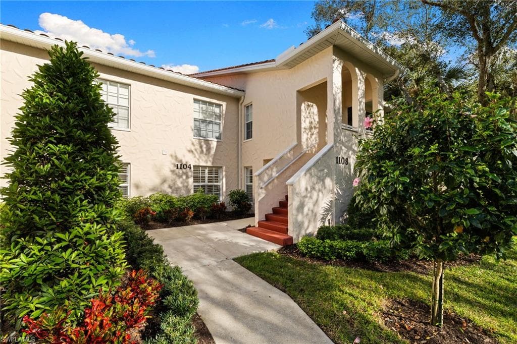 103 Tuscana CT 1104 NAPLES, FL 34119
