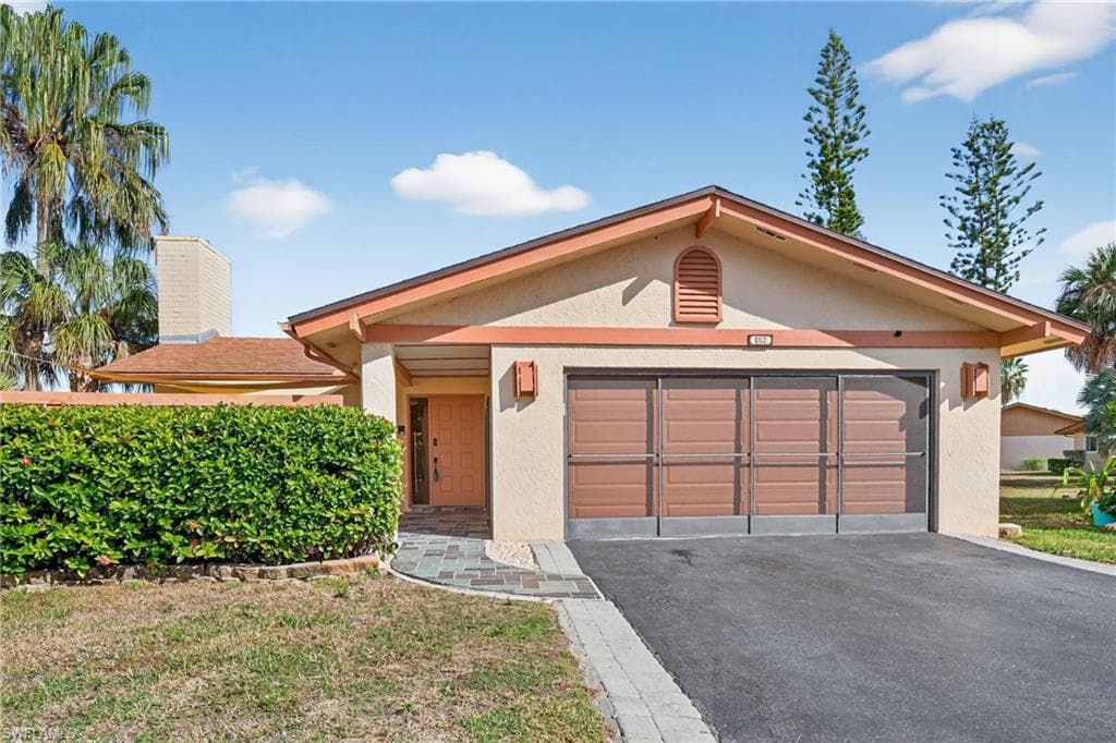 6417 Royal Woods DR FORT MYERS, FL 33908