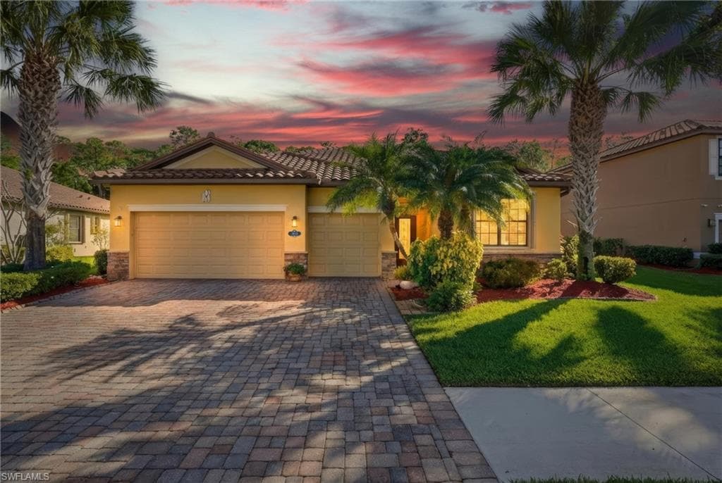 3915 Treasure Cove CIR NAPLES, FL 34114