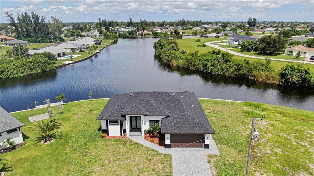 829 NW 29th AVE CAPE CORAL, FL 33993