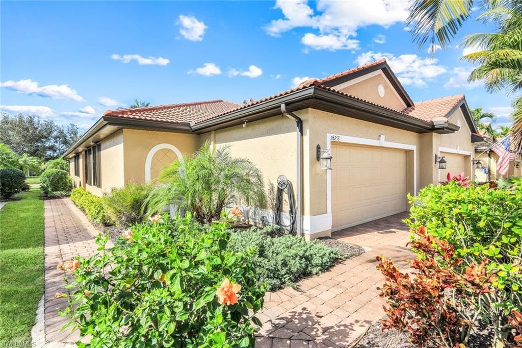 26253 Prince Pierre WAY BONITA SPRINGS, FL 34135