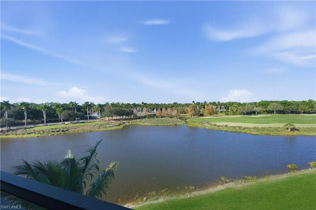 2555 Marquesa Royale LN 1-302 NAPLES, FL 34109