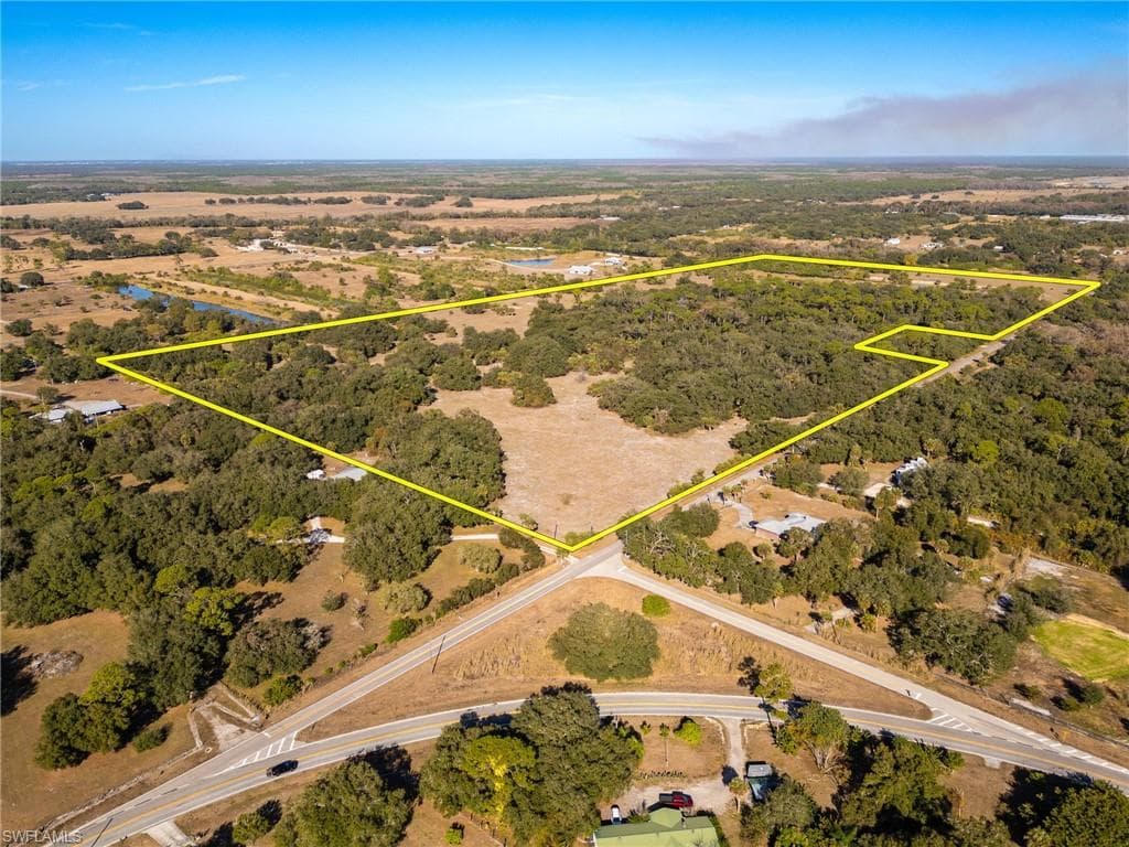 18201 Persimmon Ridge RD ALVA, FL 33920