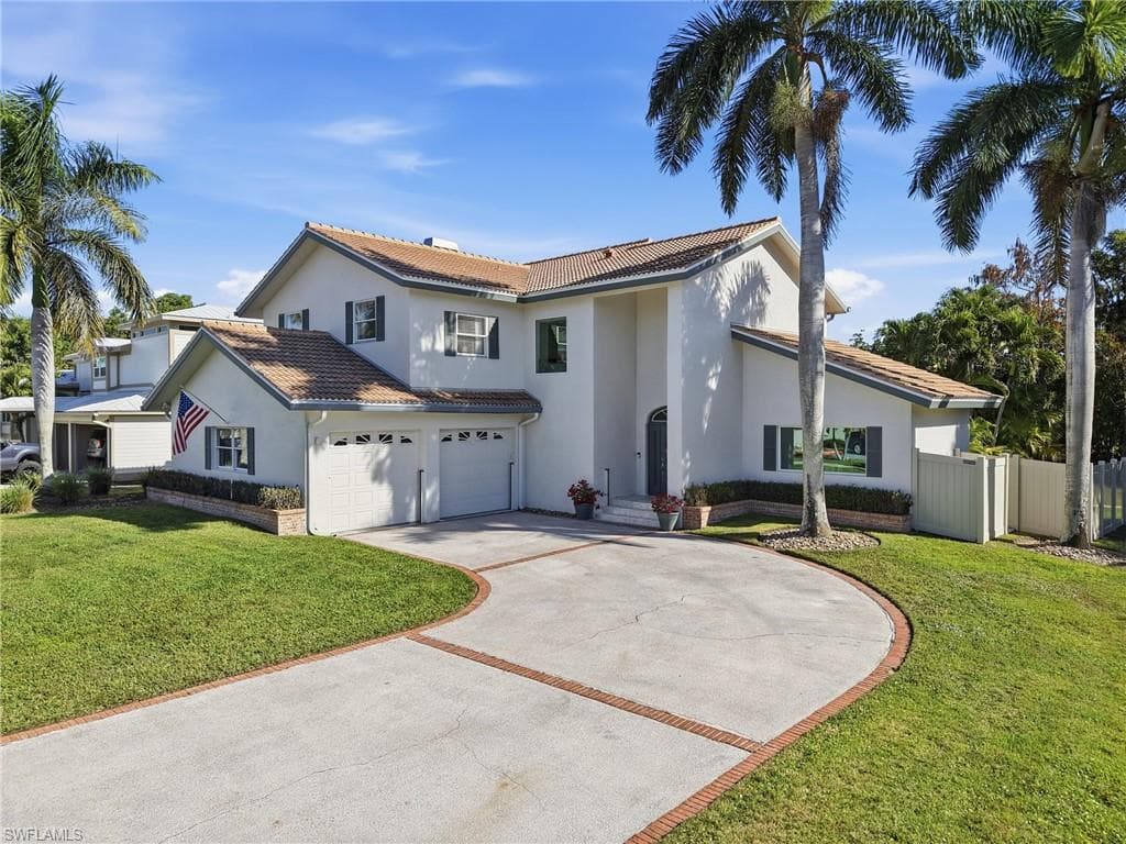 8380 Aqua Cove LN NORTH FORT MYERS, FL 33903