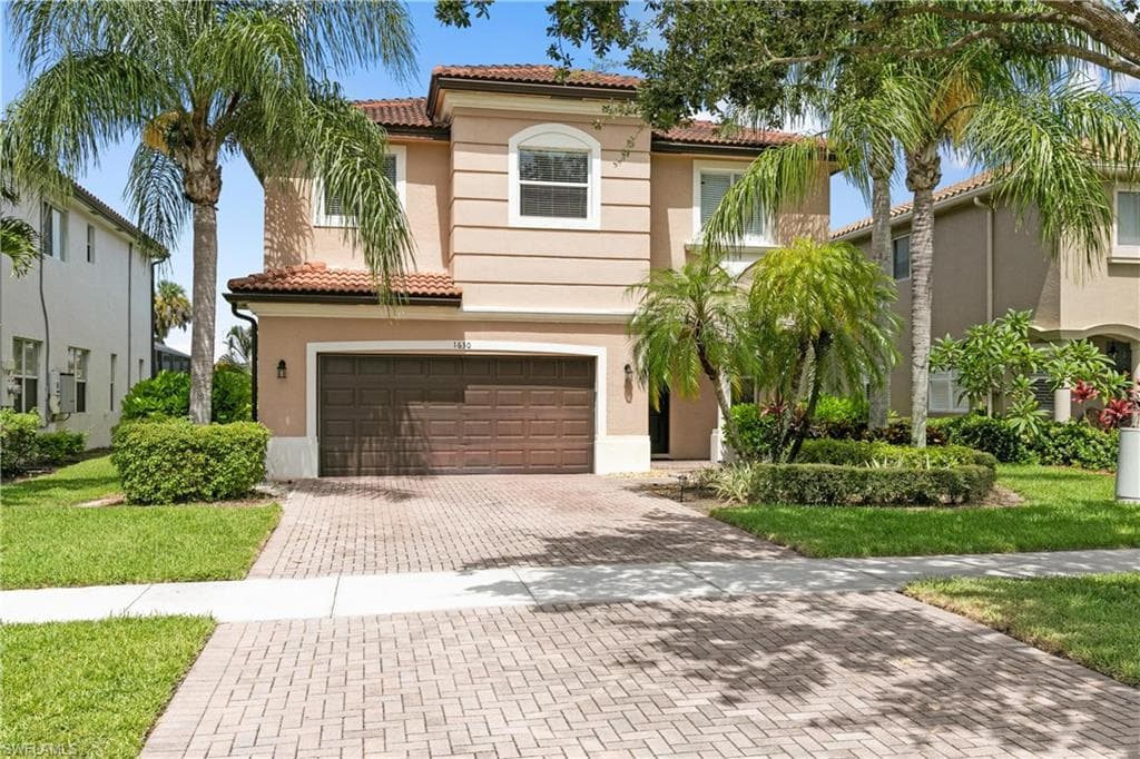 1630 Double Eagle TRL NAPLES, FL 34120