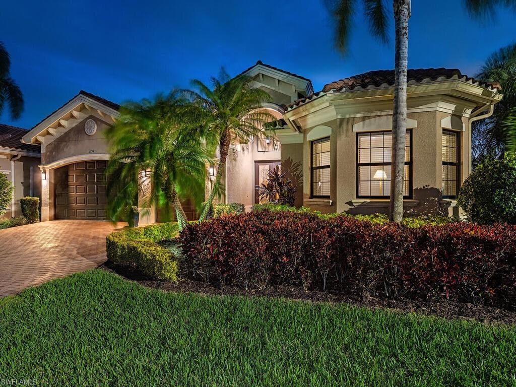 3199 Atlantic CIR NAPLES, FL 34119