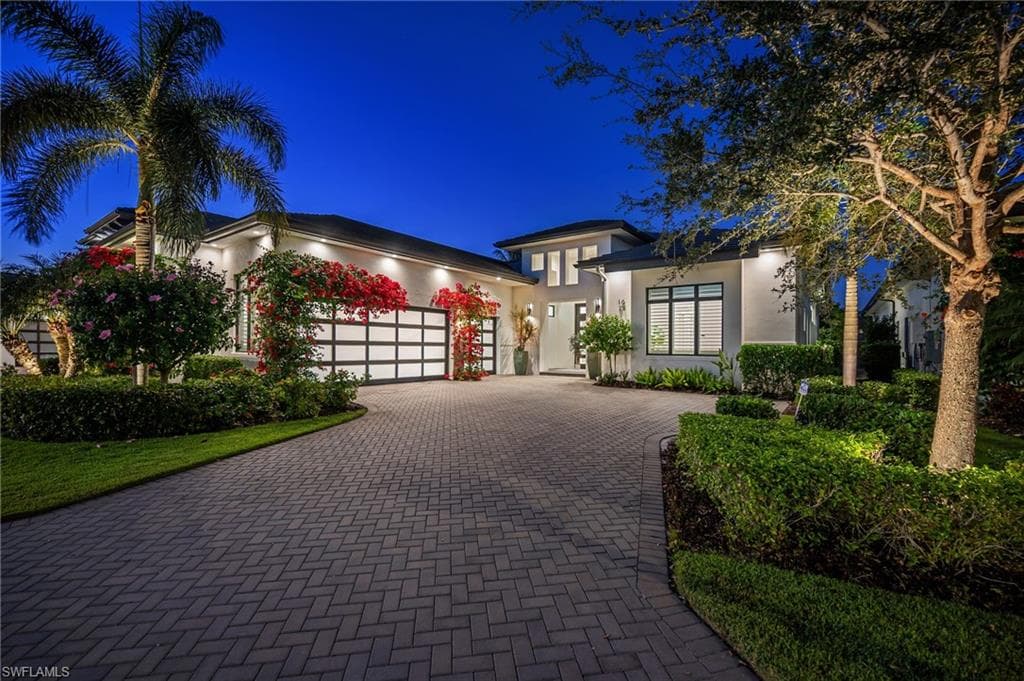 1671 Vinland WAY NAPLES, FL 34105