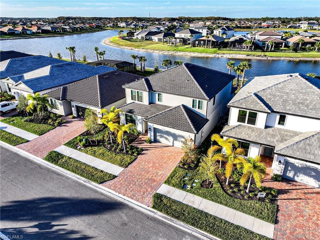 3744 Passion Vine DR ALVA, FL 33920