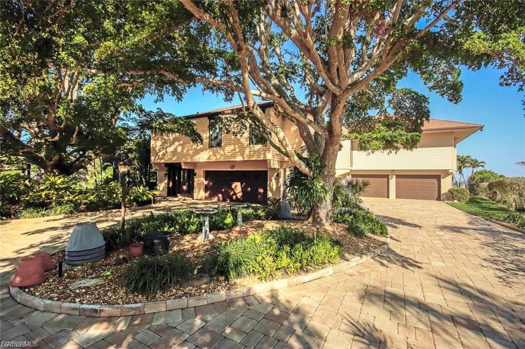 15110 Anchorage WAY FORT MYERS, FL 33908