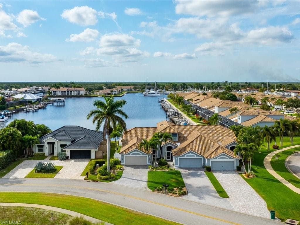 231 Cays DR NAPLES, FL 34114
