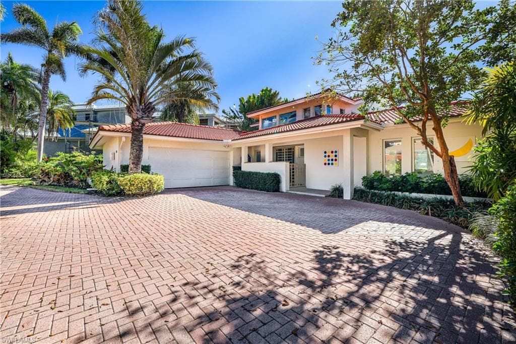 536 Turtle Hatch RD NAPLES, FL 34103